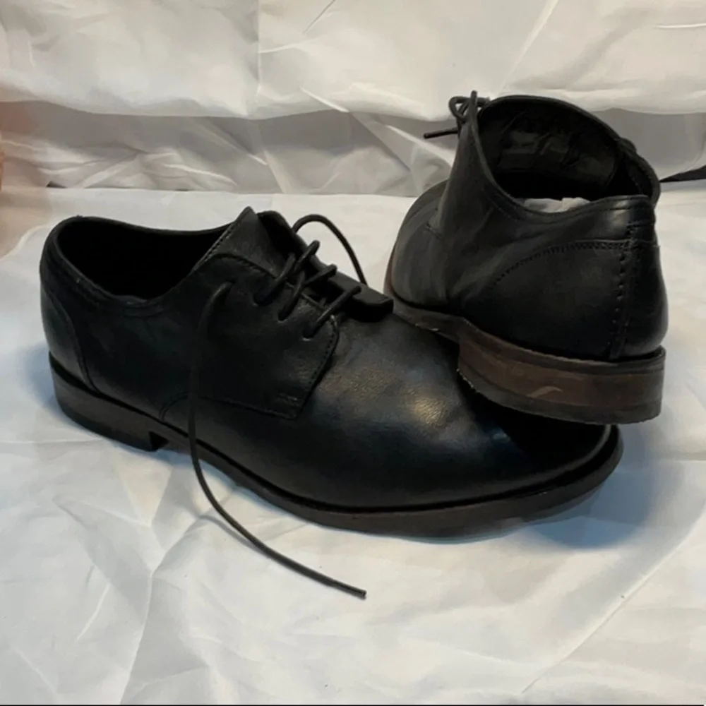 Classic Black Men's Dress Shoes